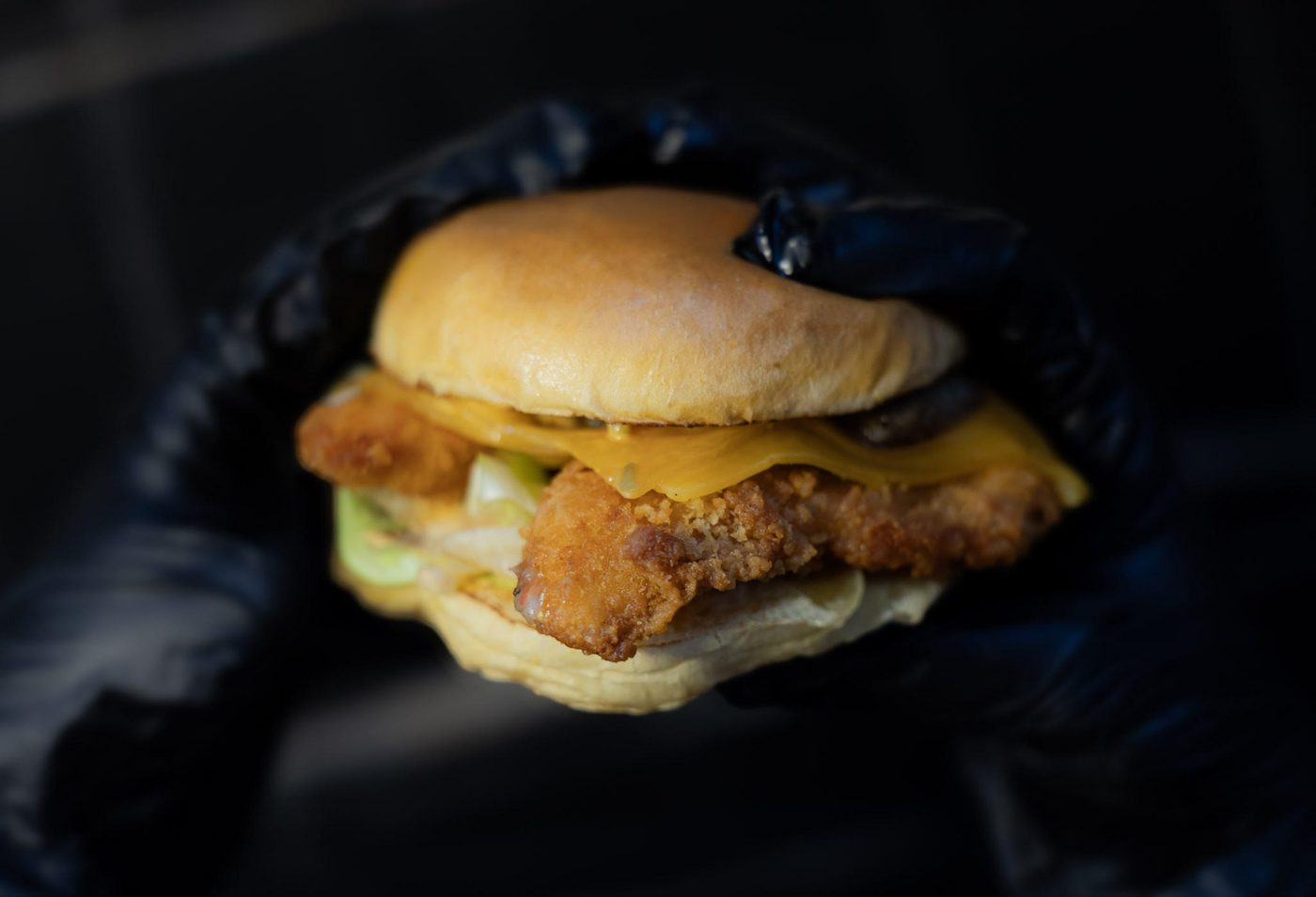 Le Lover — burger poulet crispy jalapeño